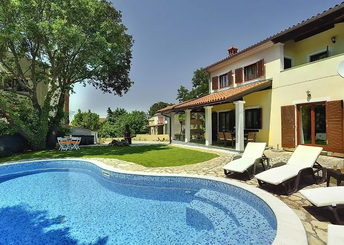 Near & Pool